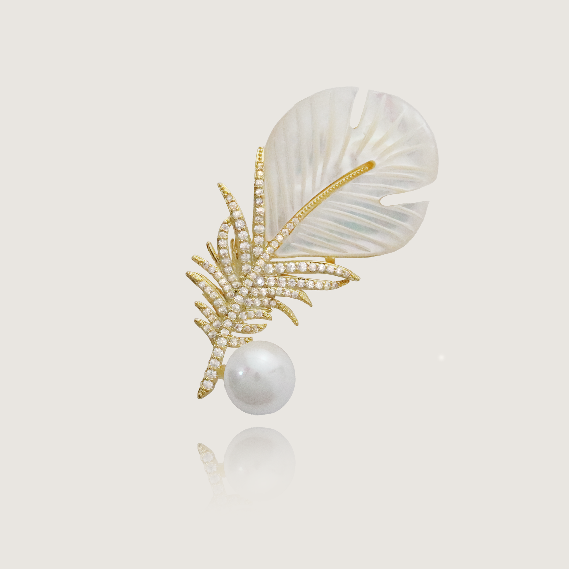 Sophisticated Feather-Shaped Brooch with Mother of Pearl and Diamond Accents