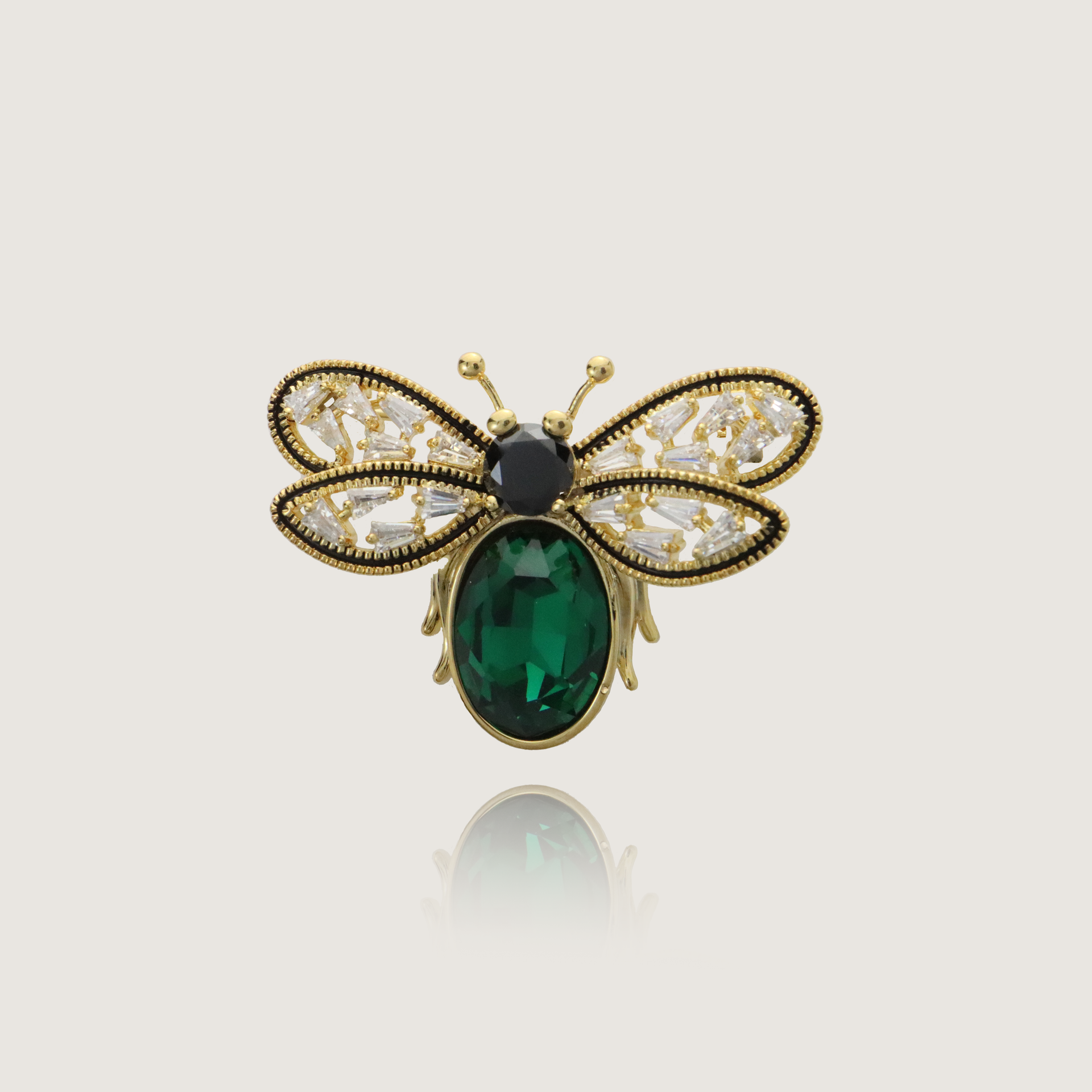 Green Gemstone Bee Brooch with Diamond Accents | Nature-Inspired Green Gemstone Bee Brooch with Diamond Accents | Nature-Inspired